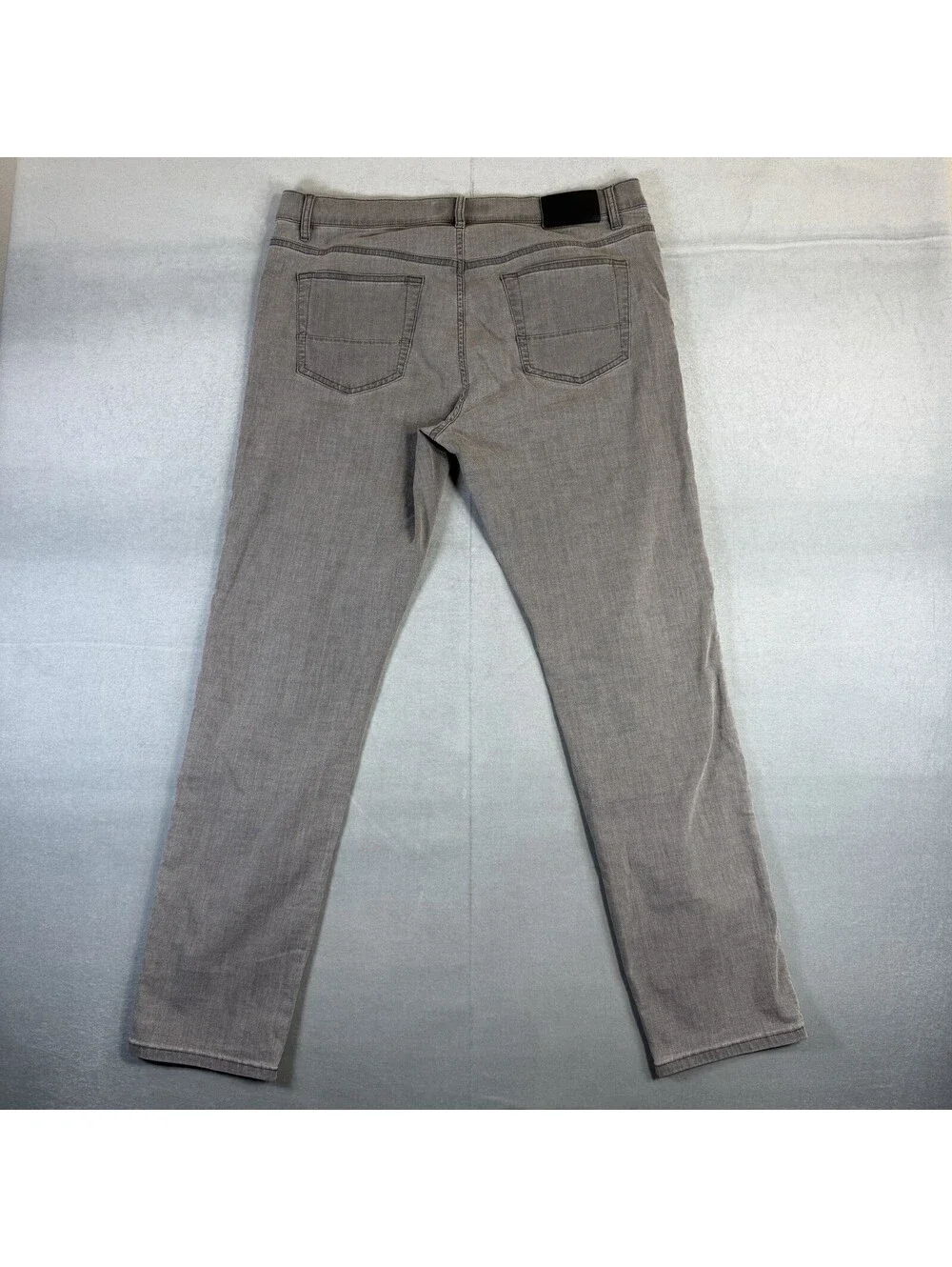 Travis Mathew Legacy Featherweight Jeans Mens 35x32 Gray Stretch Performance